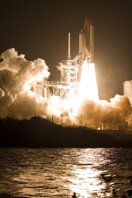 NASA image: KSC-08pd3723
