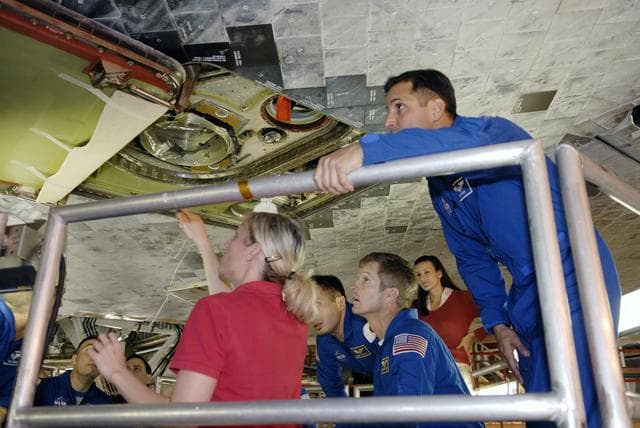 NASA image: KSC-08pd3782