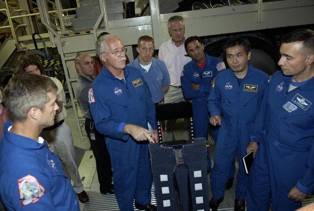NASA image: KSC-08pd3783