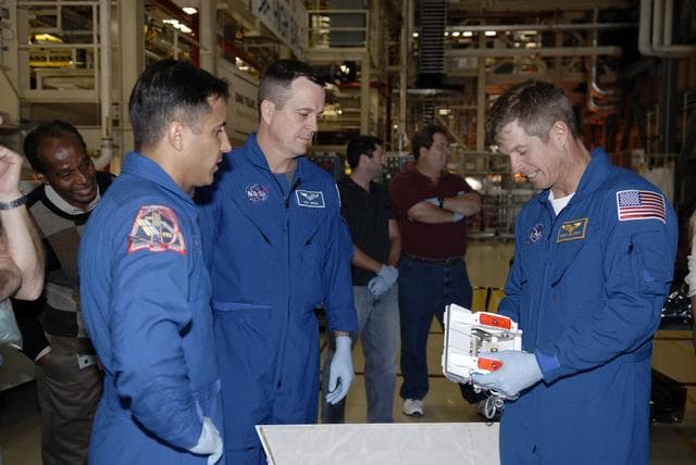 NASA image: KSC-08pd3794