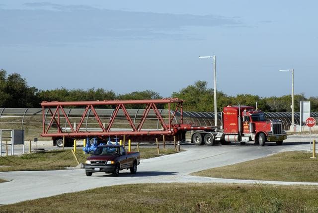 NASA image: KSC-08pd3808