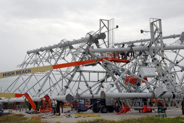 NASA image: KSC-08pd3827