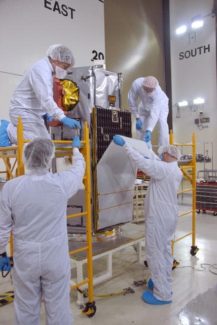 NASA image: KSC-08pd3844