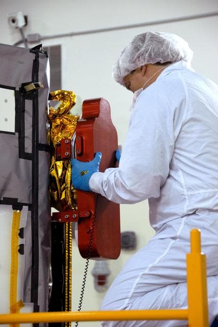 NASA image: KSC-08pd3845