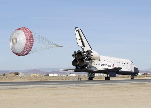 NASA image: KSC-08pd3855