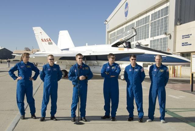 NASA image: KSC-08pd3882