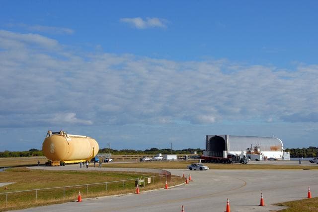 NASA image: KSC-08pd3906