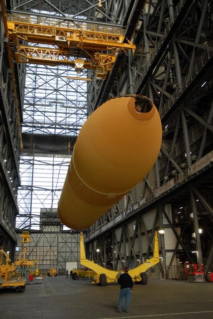 NASA image: KSC-08pd3918