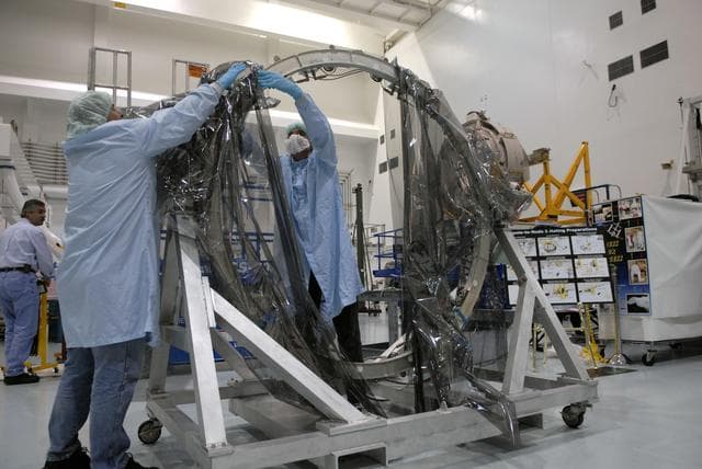 NASA image: KSC-08pd3924