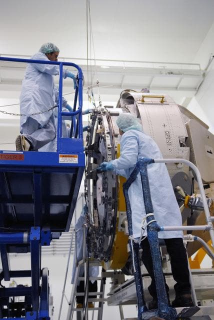 NASA image: KSC-08pd3928