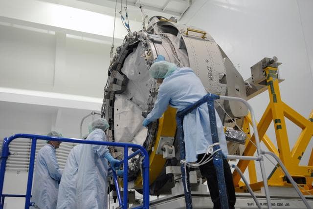 NASA image: KSC-08pd3929