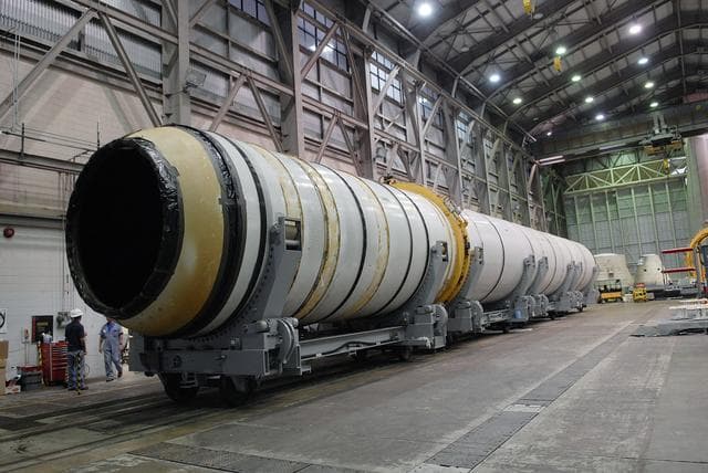 NASA image: KSC-08pd3948