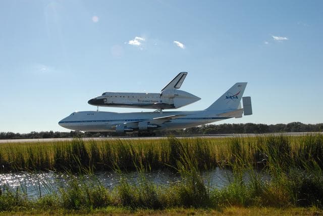 NASA image: KSC-08pd3977