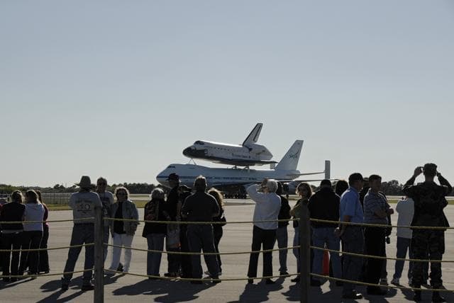 NASA image: KSC-08pd3978