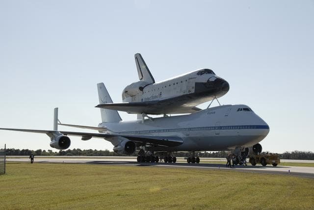 NASA image: KSC-08pd3979