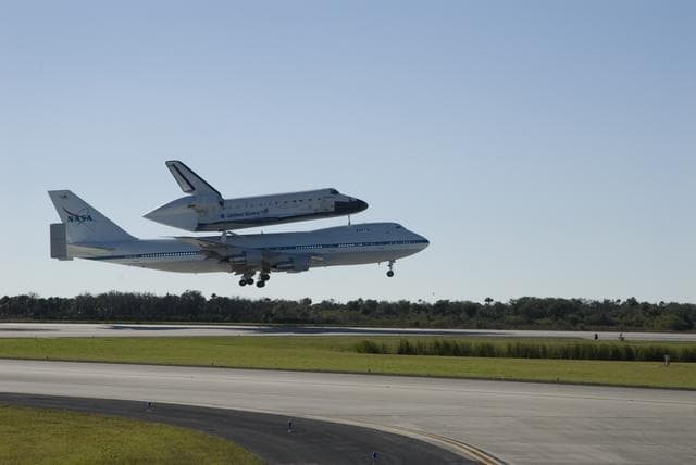 NASA image: KSC-08pd3988