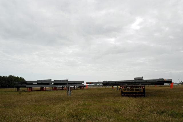 NASA image: KSC-08pd4030