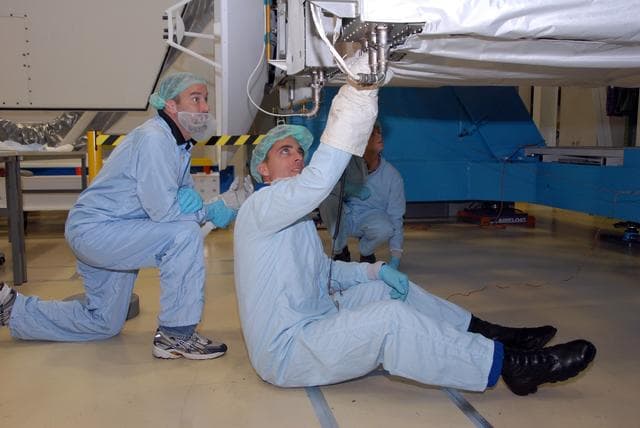 NASA image: KSC-08pd4037