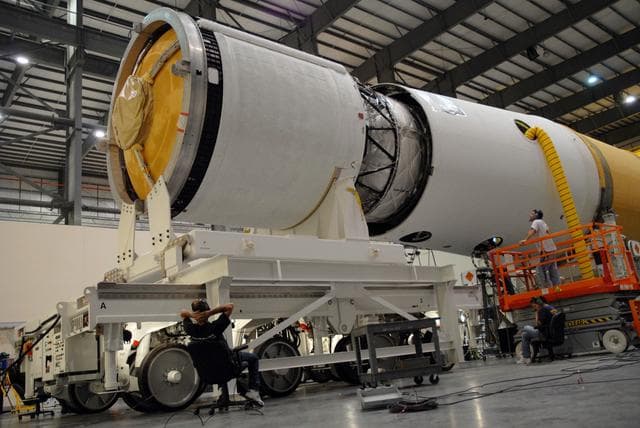 NASA image: KSC-08pd4043