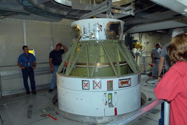 NASA image: KSC-08pd4058