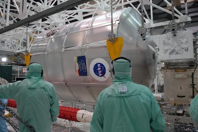 NASA image: KSC-08pd4083