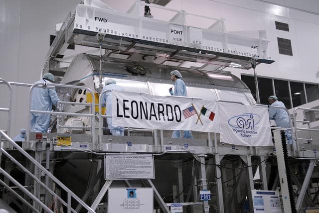 NASA image: KSC-08pd4093