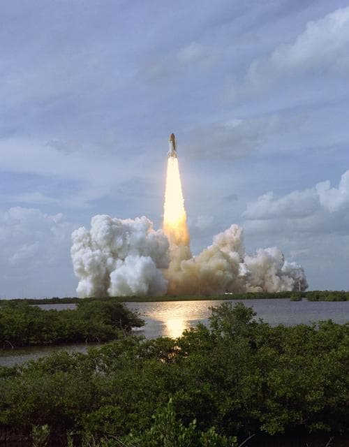 NASA image: KSC-08pp0293
