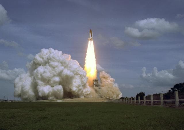 NASA image: KSC-08pp0294