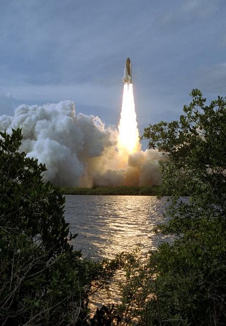 NASA image: KSC-08pp0297