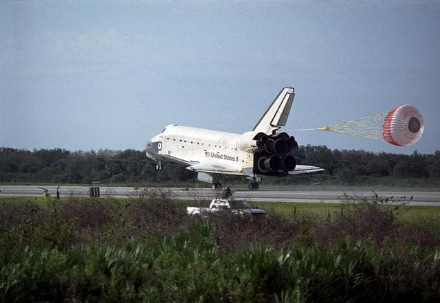 NASA image: KSC-08pp0444