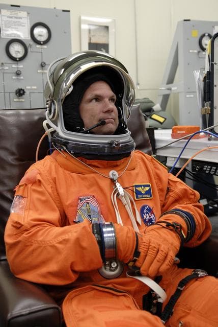 NASA image: KSC-2009-2043