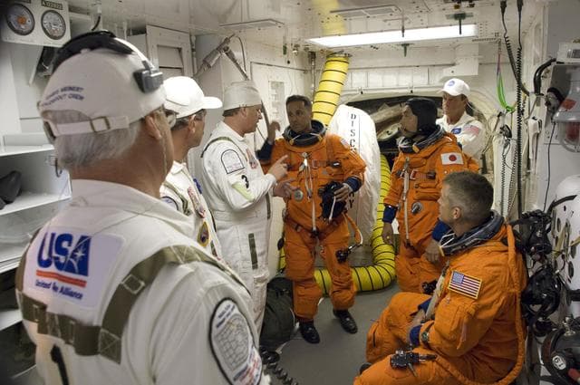 NASA image: KSC-2009-2057