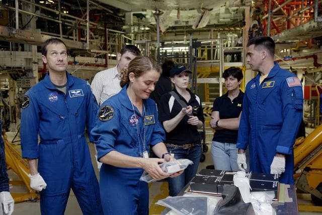 NASA image: KSC-2009-2120