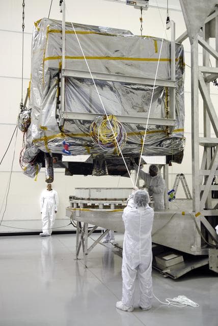 KSC-2009-2215