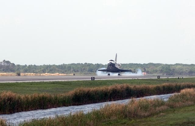 NASA image: KSC-2009-2365