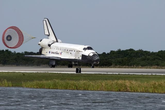NASA image: KSC-2009-2371