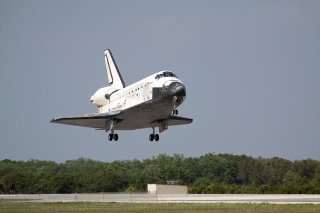NASA image: KSC-2009-2381