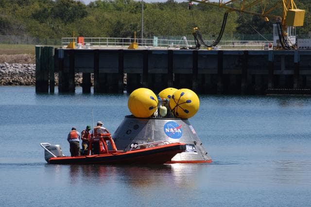 NASA image: KSC-2009-2555