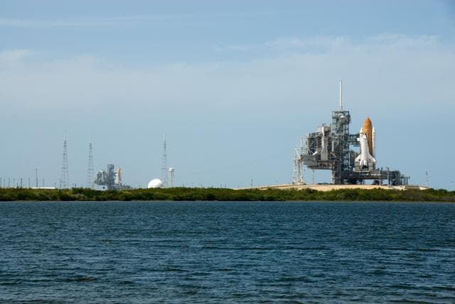NASA image: KSC-2009-2734