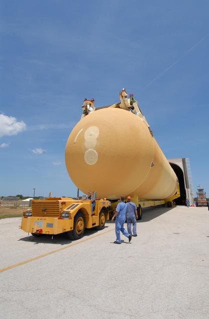 NASA image: KSC-2009-3000