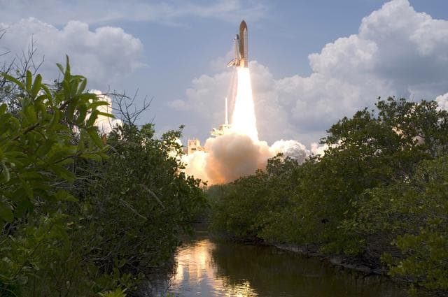 NASA image: KSC-2009-3077