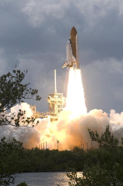 NASA image: KSC-2009-3081