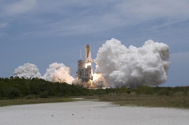 NASA image: KSC-2009-3083