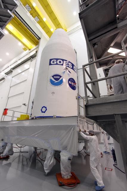 KSC-2009-3556
