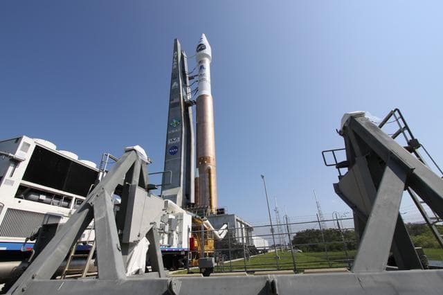 NASA image: KSC-2009-3743