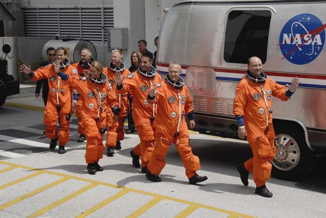 NASA image: KSC-2009-4007