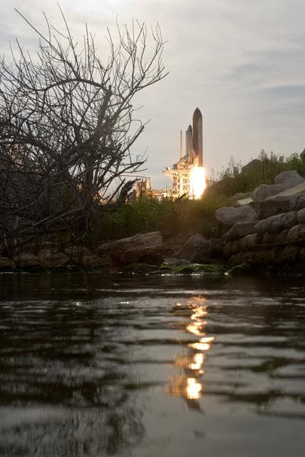 NASA image: KSC-2009-4114