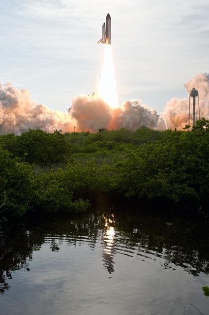 NASA image: KSC-2009-4141