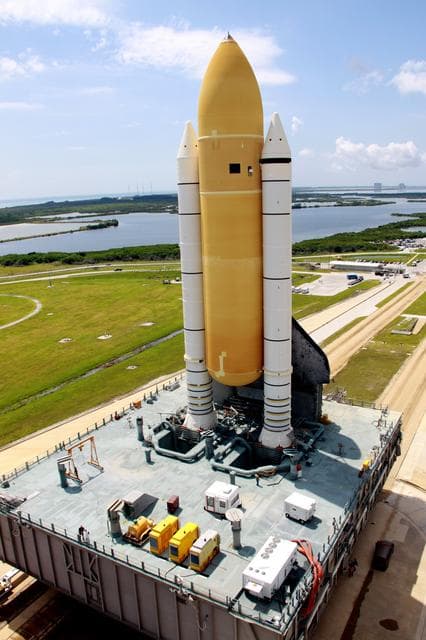 NASA image: KSC-2009-4417
