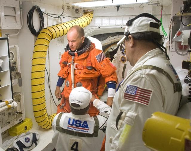 NASA image: KSC-2009-4538